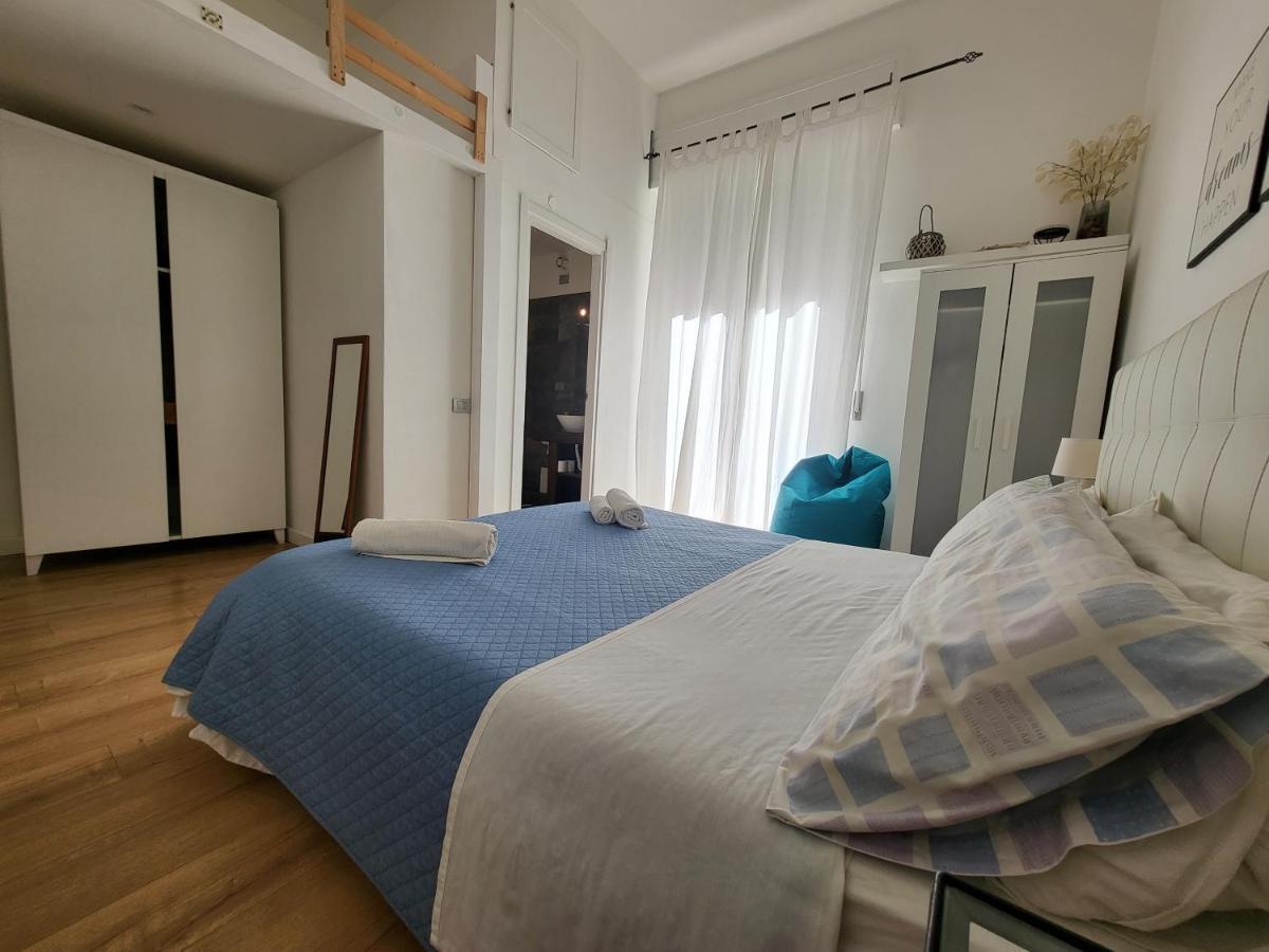 Living Cagliari住宿加早餐旅馆 外观 照片